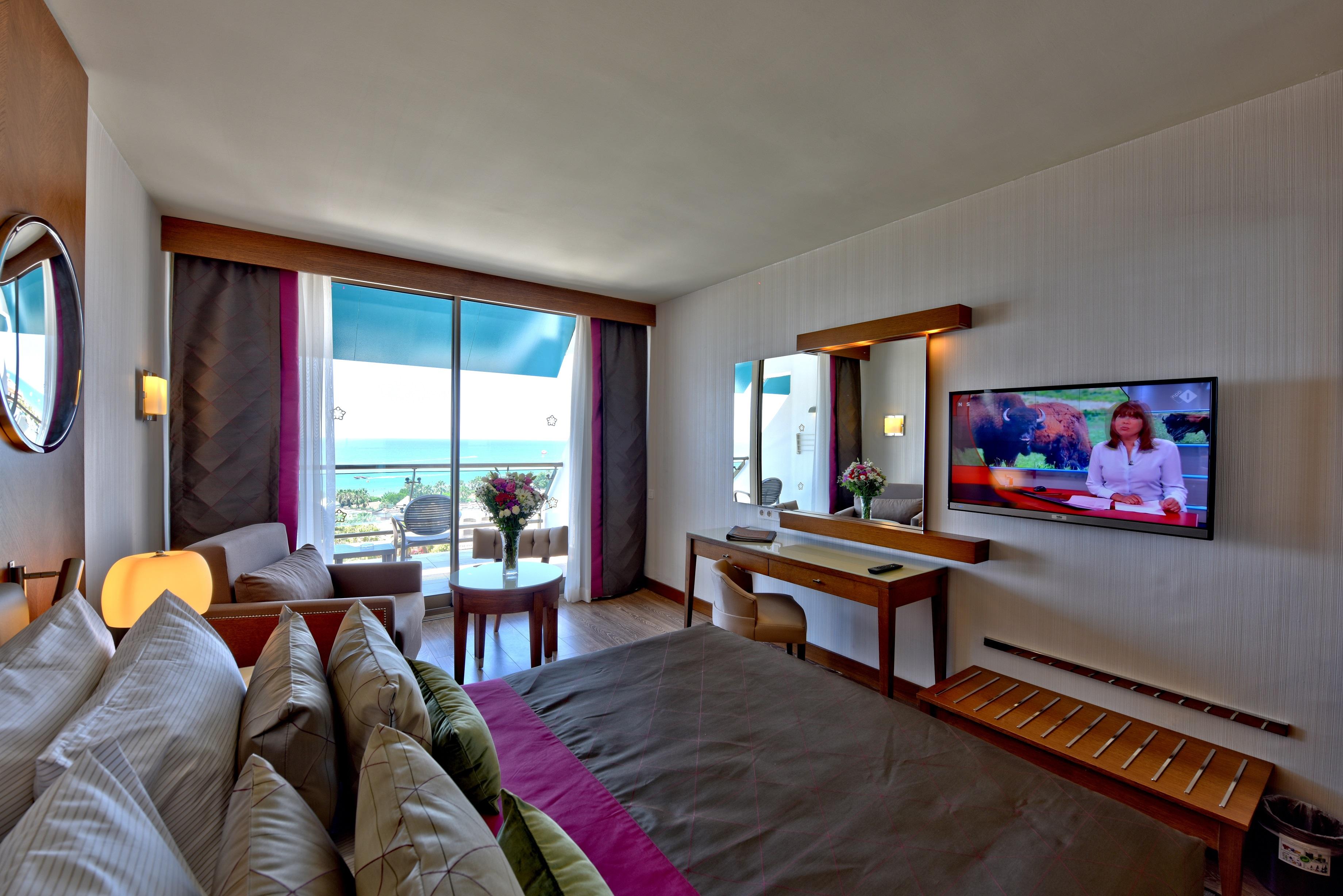 Resort Star Elegance Side